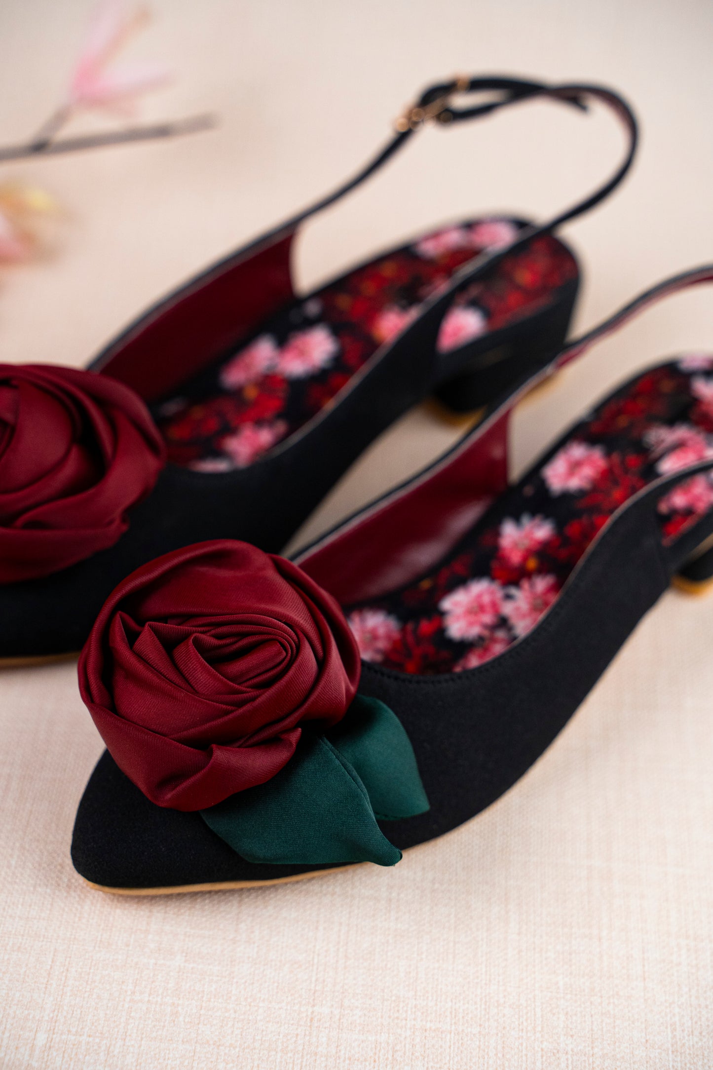 Rose black