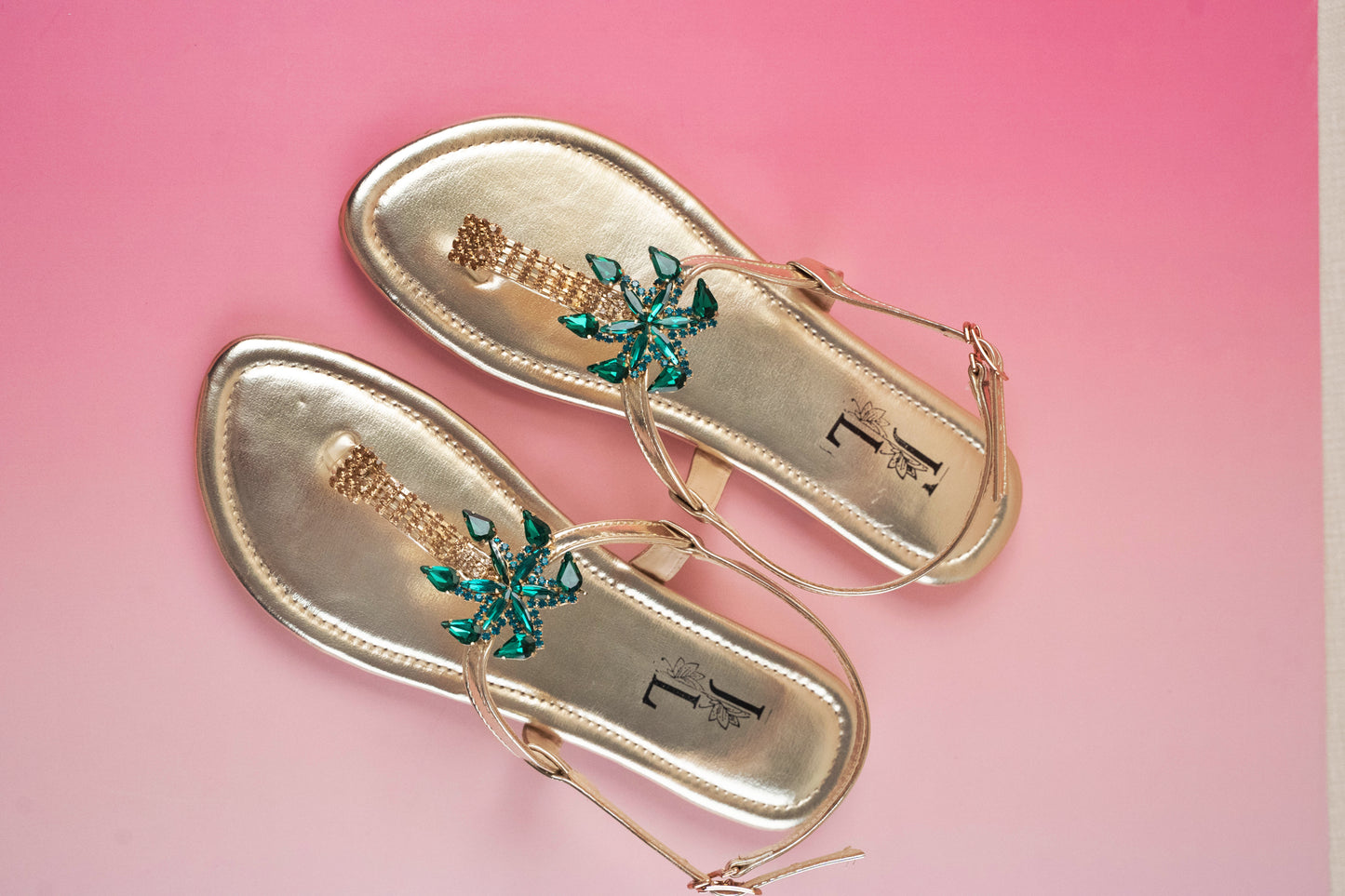 Palm tree sandals